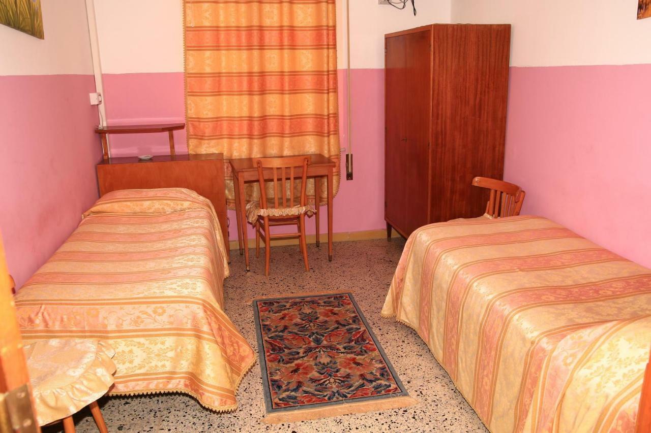 San Vincenzo Hotel 2*